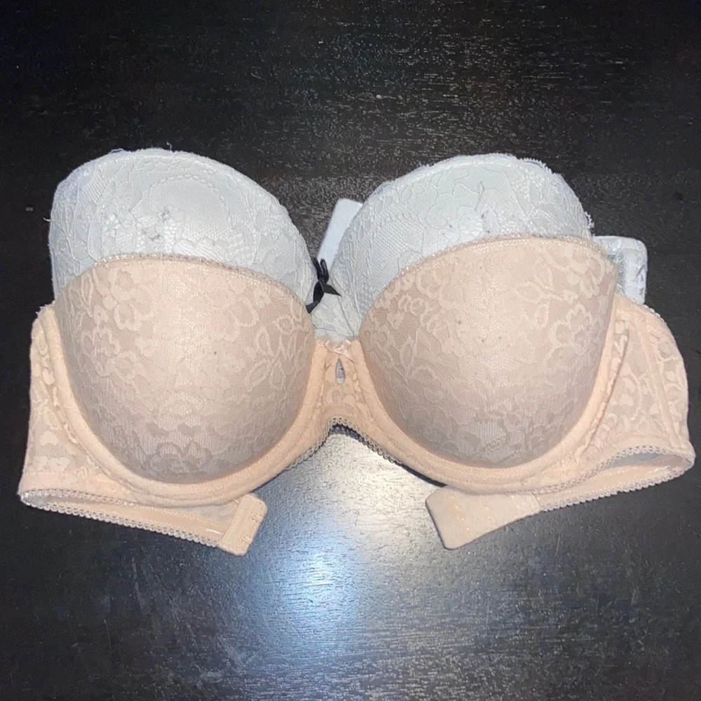 Bras - Picture 1 of 5